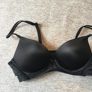 Victoria's Secret 32A Very Sexy Black Mesh Bra